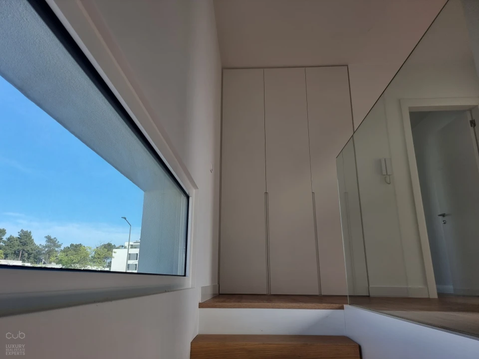 Moradia T4 para Arrendamento em Charneca de Caparica e Sobreda Foto 22