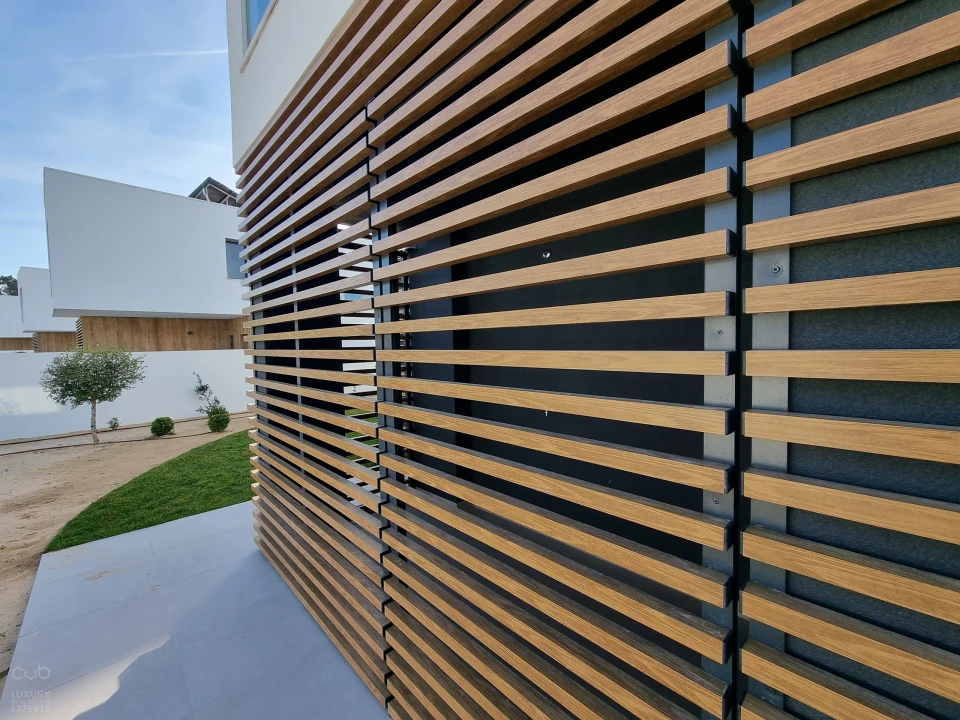 Moradia T4 para Arrendamento em Charneca de Caparica e Sobreda Foto 45