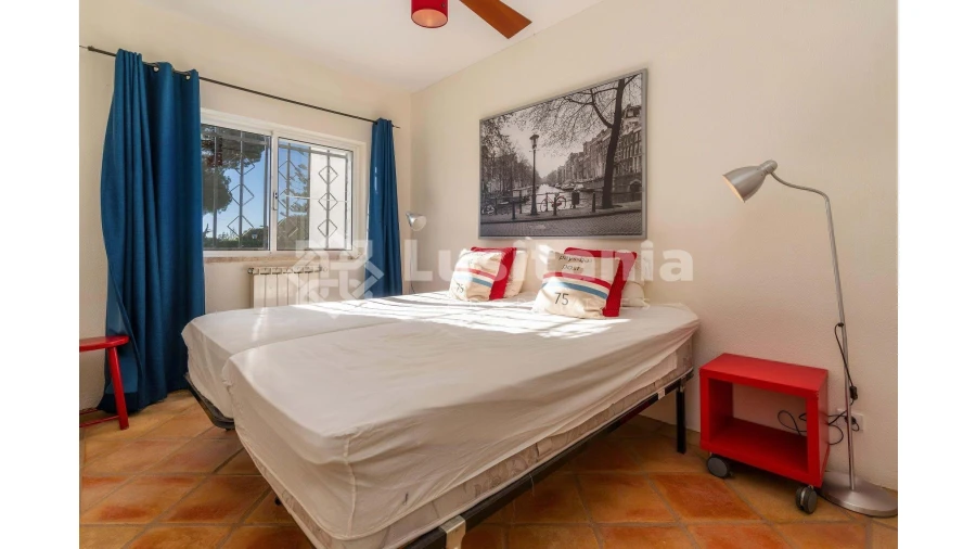 Moradia T3 para Venda em Quarteira Foto 29