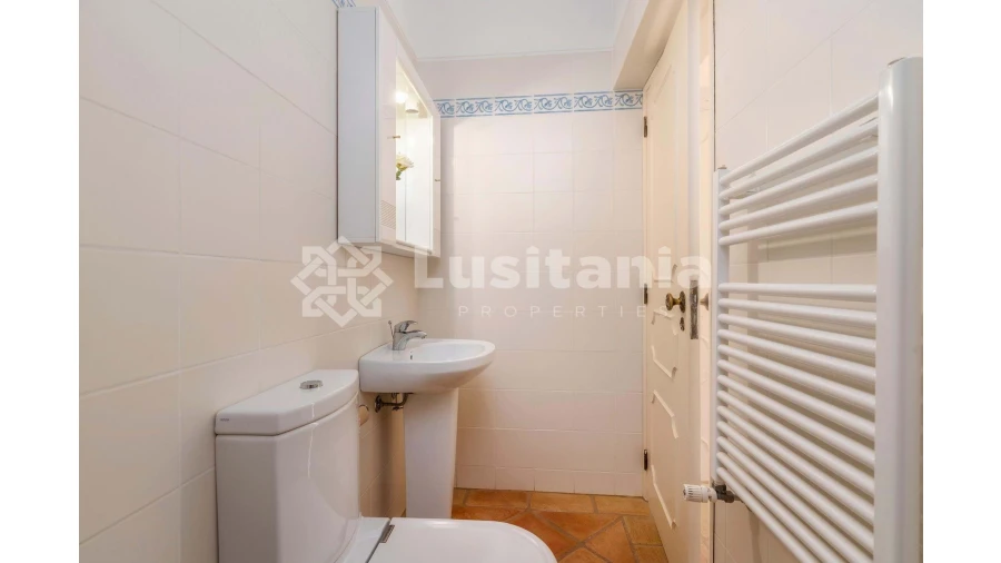 Moradia T3 para Venda em Quarteira Foto 32