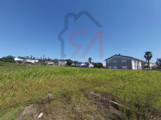 Terreno para Venda em Carvalhosa Foto 4