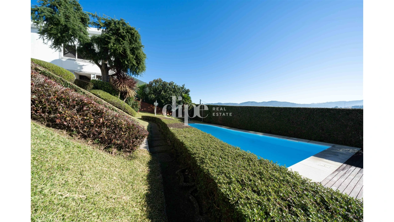 Moradia T4 para Venda em Selho São Lourenço e Gominhães Foto 3