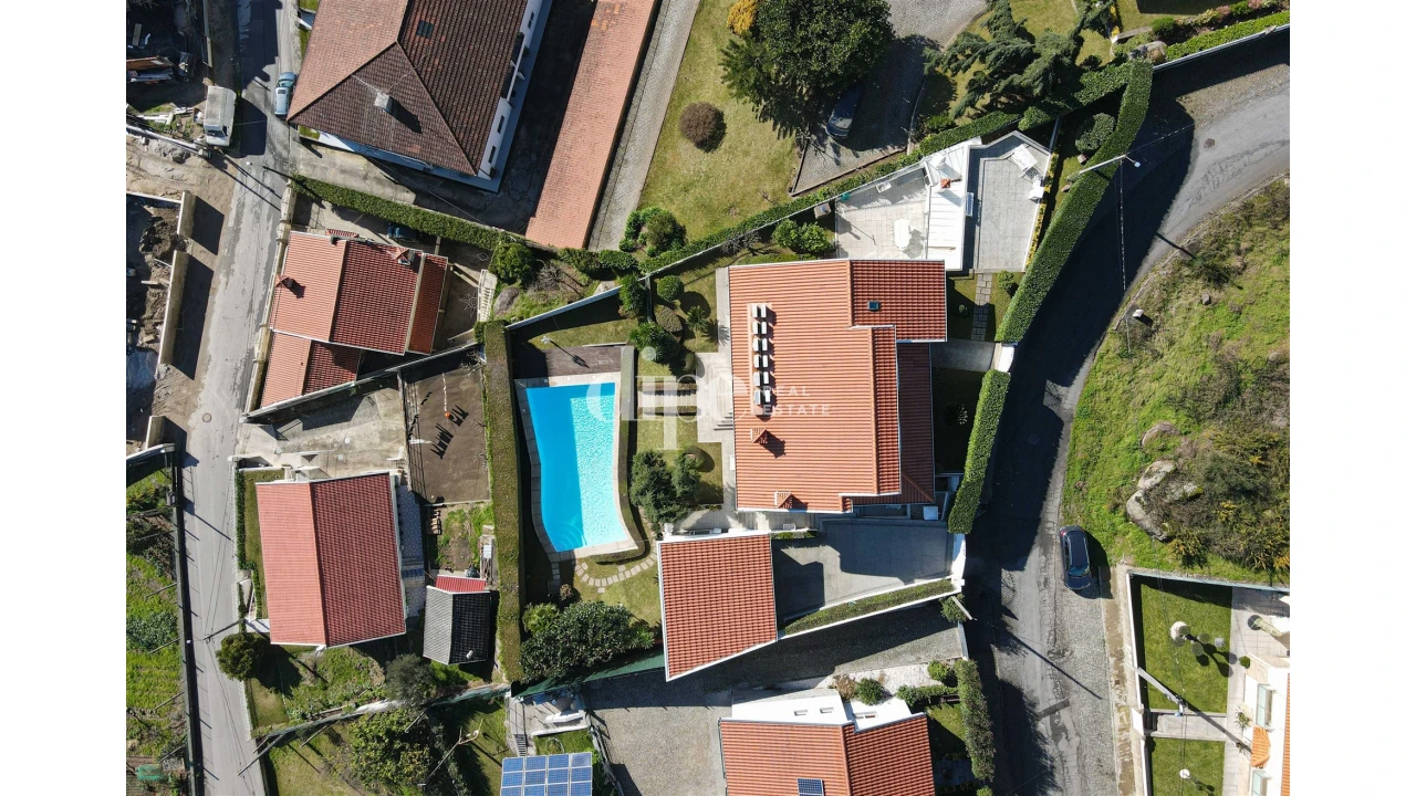 Moradia T4 para Venda em Selho São Lourenço e Gominhães Foto 37