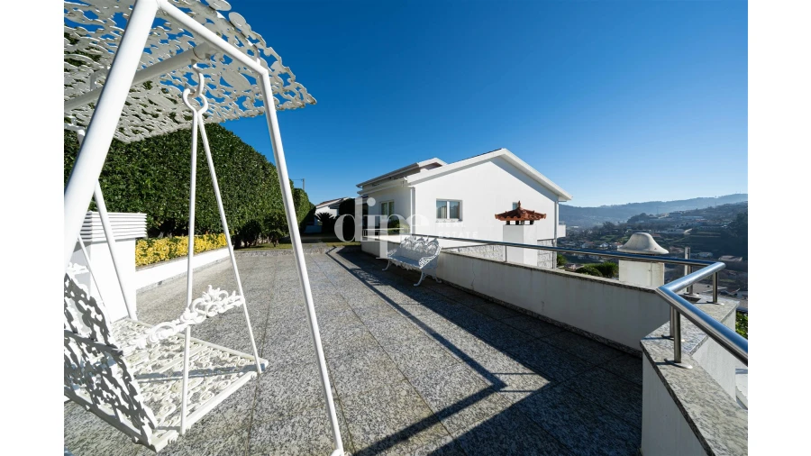 Moradia T4 para Venda em Selho São Lourenço e Gominhães Foto 33