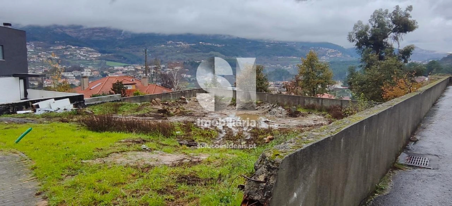 Terreno para Venda em Borbela e Lamas de Olo Foto 4