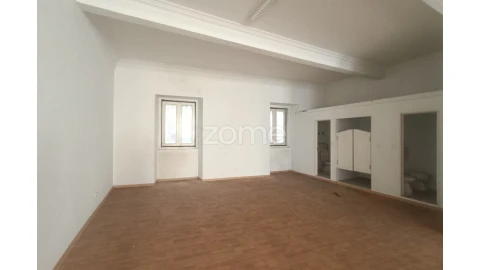 Prédio para Venda em Santa Maria Maior