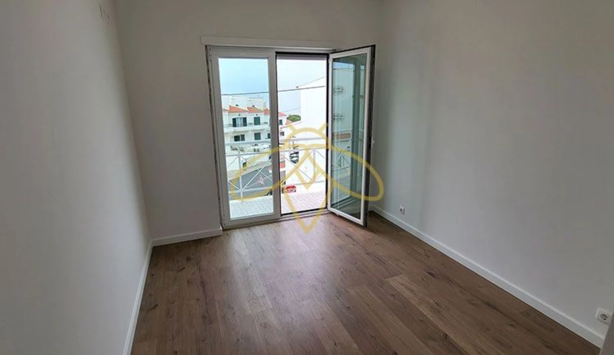 Moradia T3 para Venda em Ericeira Foto 14