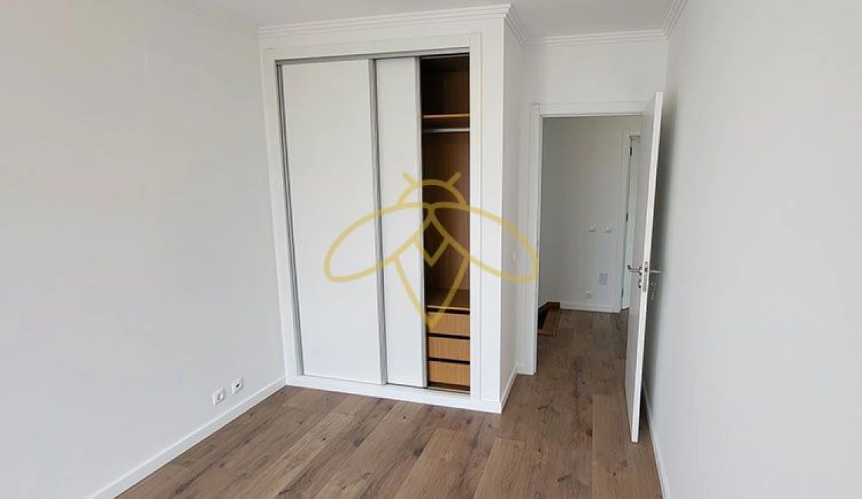 Moradia T3 para Venda em Ericeira Foto 24