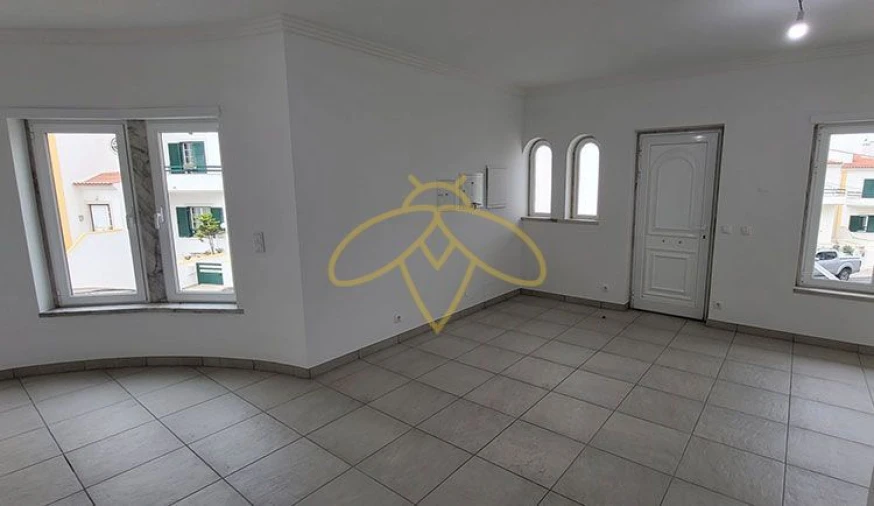 Moradia T3 para Venda em Ericeira Foto 11