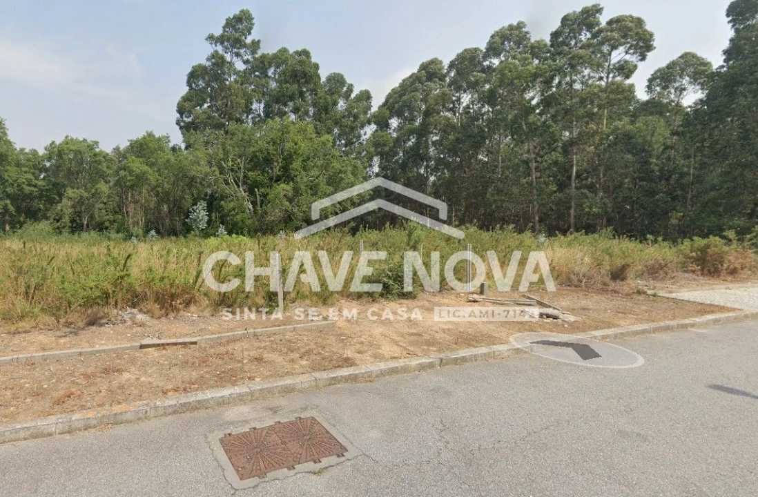 Terreno para Venda em Arcozelo Foto 1