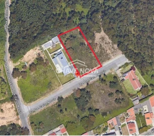 Terreno para Venda em Arcozelo
