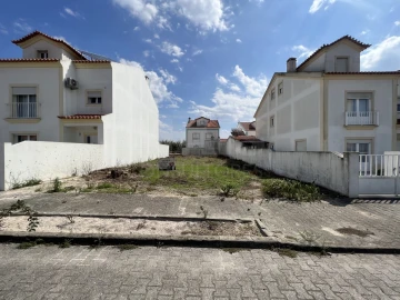 Terreno para Venda em Atouguia da Baleia