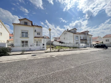 Terreno para Venda em Atouguia da Baleia