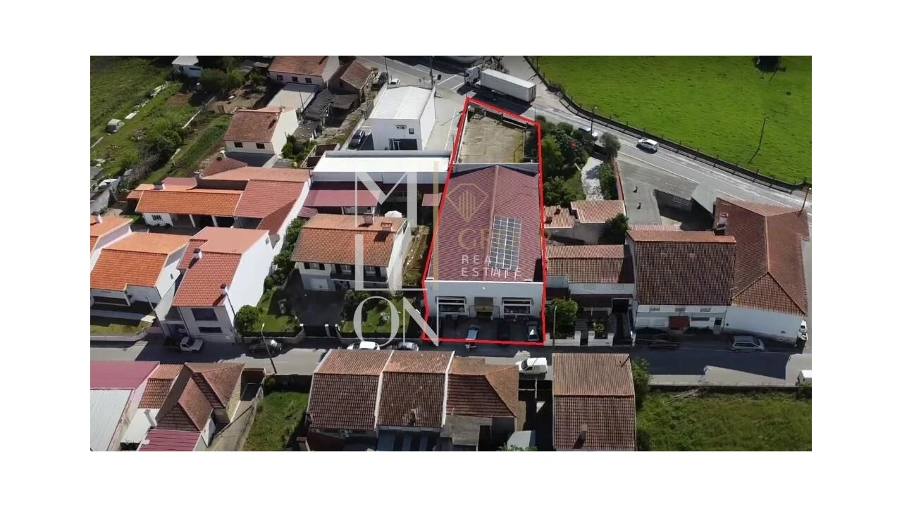 Loja para Venda em Avelãs de Caminho Foto 2