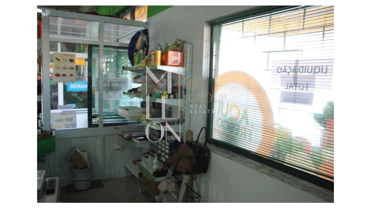 Loja para Venda em Avelãs de Caminho Foto 17