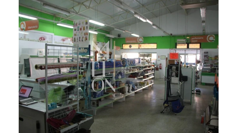 Loja para Venda em Avelãs de Caminho Foto 12