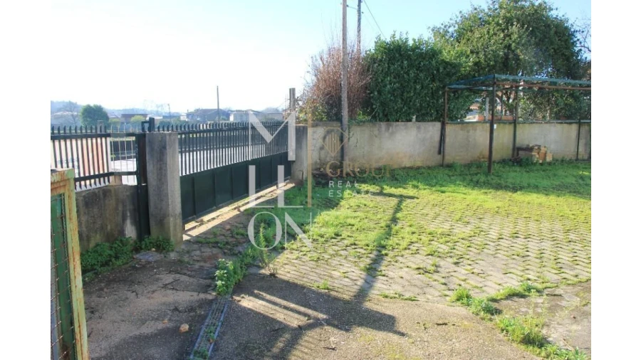 Loja para Venda em Avelãs de Caminho Foto 37