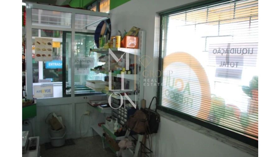 Loja para Venda em Avelãs de Caminho Foto 17