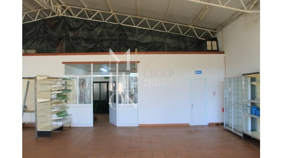 Loja para Venda em Avelãs de Caminho Foto 26