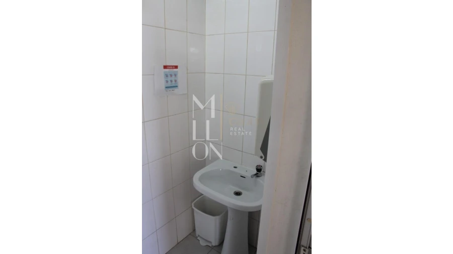 Loja para Venda em Avelãs de Caminho Foto 29