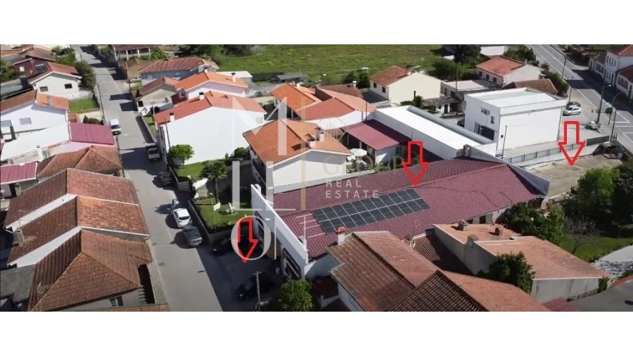 Loja para Venda em Avelãs de Caminho Foto 3