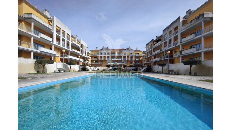 Apartamento T3 para Venda em Malveira e São Miguel de Alcainça Foto 1