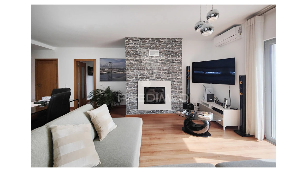 Apartamento T3 para Venda em Malveira e São Miguel de Alcainça Foto 14