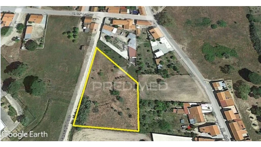 Terreno para Venda em Couço Foto 3