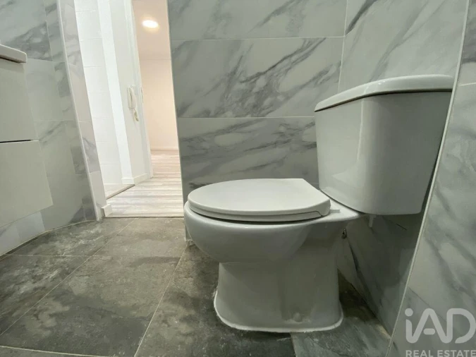 Apartamento T1 para Venda em Arroios Foto 19