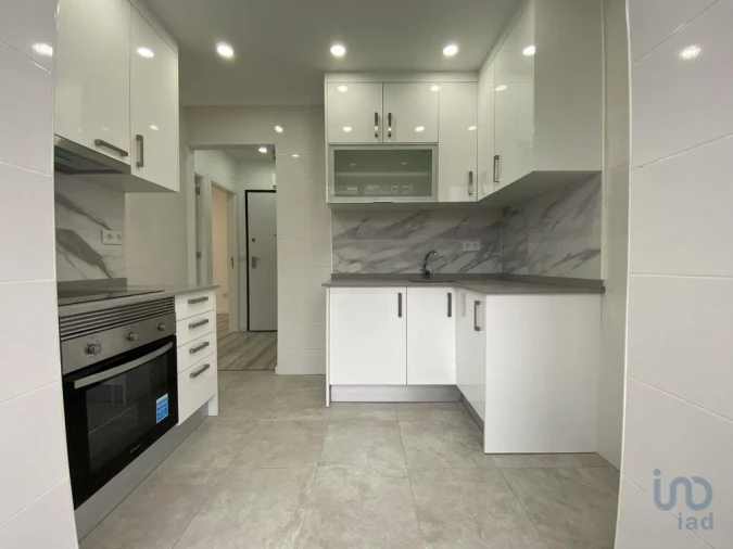 Apartamento T1 para Venda em Arroios Foto 14