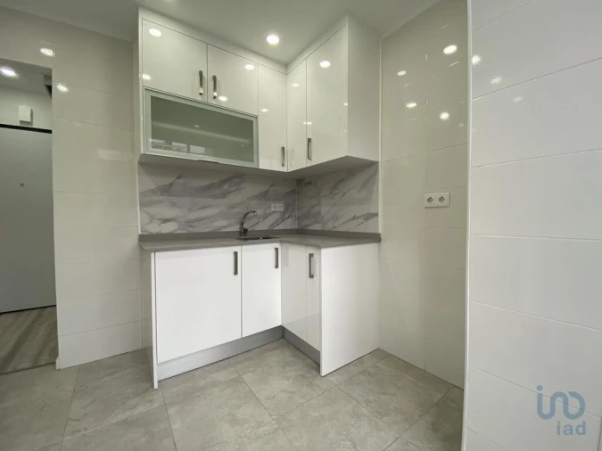 Apartamento T1 para Venda em Arroios Foto 15