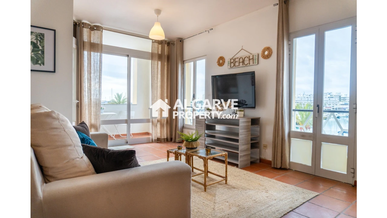 Apartamento T2 para Venda em Quarteira Foto 2