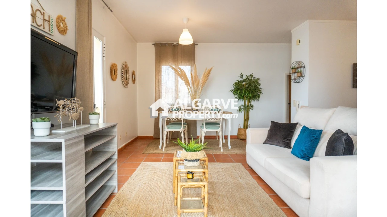 Apartamento T2 para Venda em Quarteira Foto 7