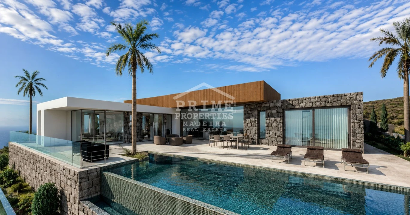 Moradia T3 para Venda em Arco da Calheta Foto 1