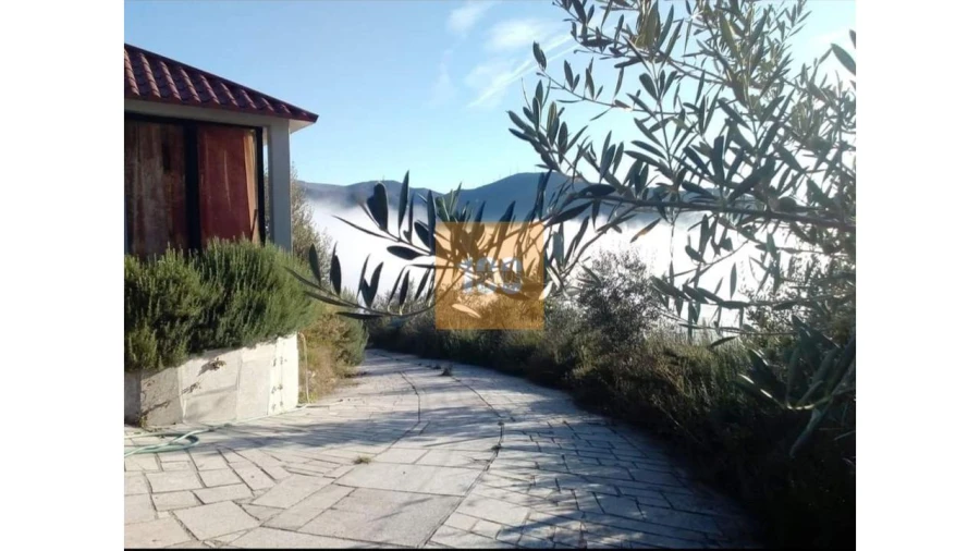 Terreno para Venda em Gestaço Foto 7