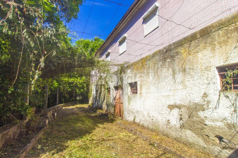 Moradia T4 para Venda em Valbom (São Pedro), Passô e Valbom (São Martinho) Foto 12