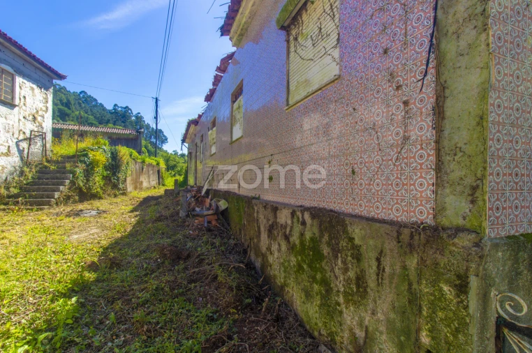 Moradia T4 para Venda em Valbom (São Pedro), Passô e Valbom (São Martinho) Foto 15