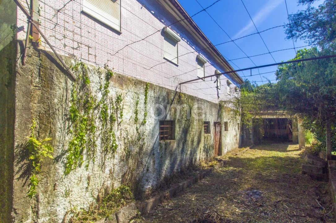 Moradia T4 para Venda em Valbom (São Pedro), Passô e Valbom (São Martinho) Foto 2