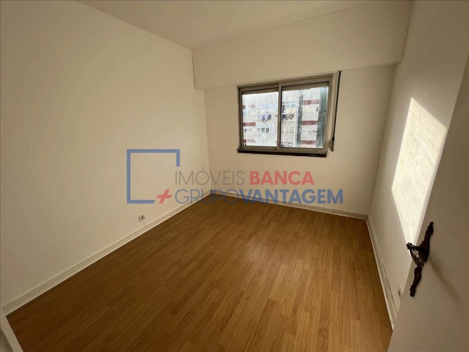 Apartamento T2 para Venda em Cacém e São Marcos Foto 18