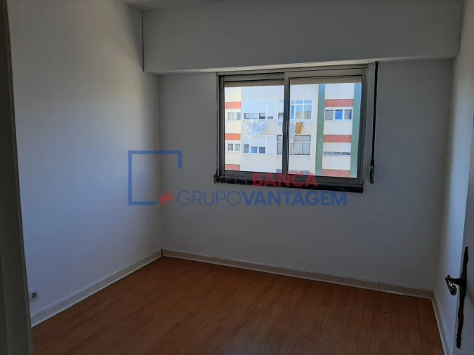 Apartamento T2 para Venda em Cacém e São Marcos Foto 17