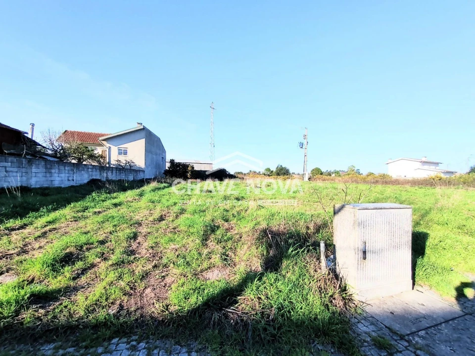 Terreno para Venda em Anta e Guetim Foto 4