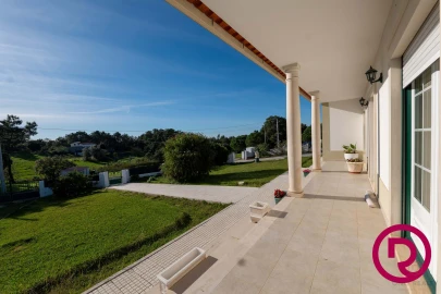 Moradia T6 para Venda em Alfeizerão