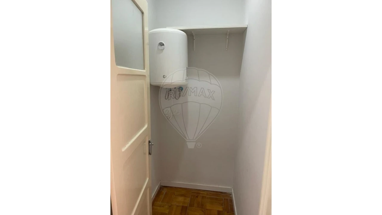 Prédio para Venda em Setubal (São Sebastião) Foto 32