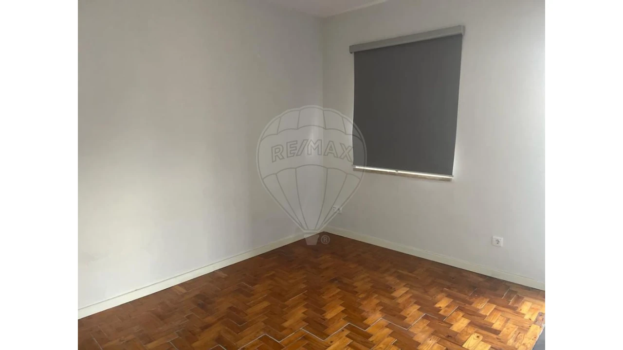 Prédio para Venda em Setubal (São Sebastião) Foto 36