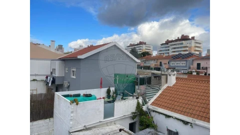 Prédio para Venda em Setubal (São Sebastião)