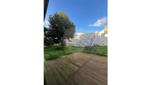Prédio para Venda em Setubal (São Sebastião)