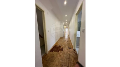 Prédio para Venda em Setubal (São Sebastião)