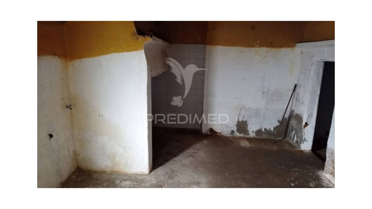 Moradia T5 para Venda em Longomel Foto 6