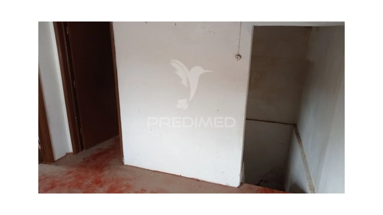 Moradia T5 para Venda em Longomel Foto 15