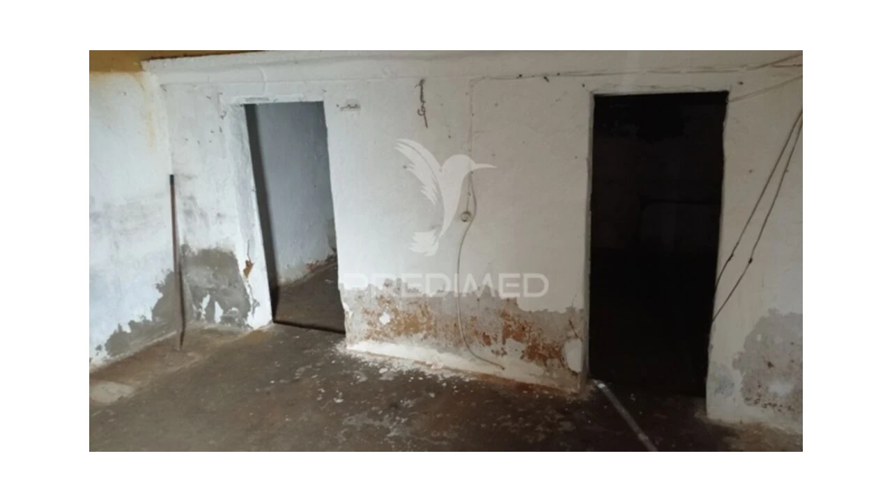 Moradia T5 para Venda em Longomel Foto 7